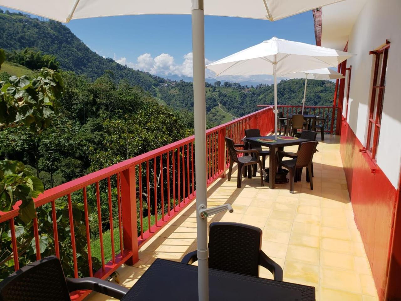 Lodge Paraiso Verde La Linda 외부 사진